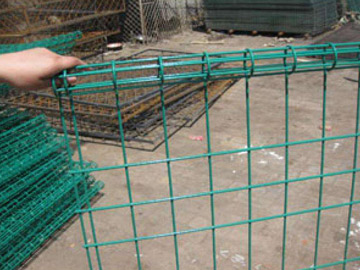 雙圈護(hù)欄網(wǎng) 雙圈護(hù)欄網(wǎng)